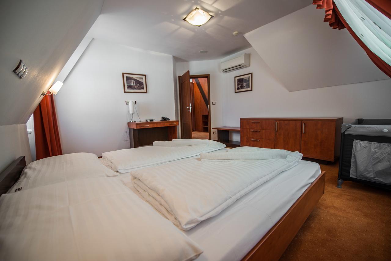 Garni Hotel Praha Trenčianske Teplice Dış mekan fotoğraf