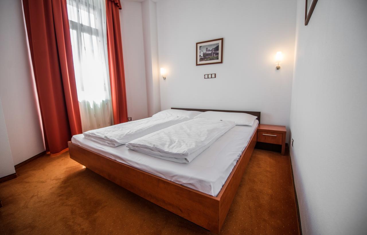 Garni Hotel Praha Trenčianske Teplice Dış mekan fotoğraf