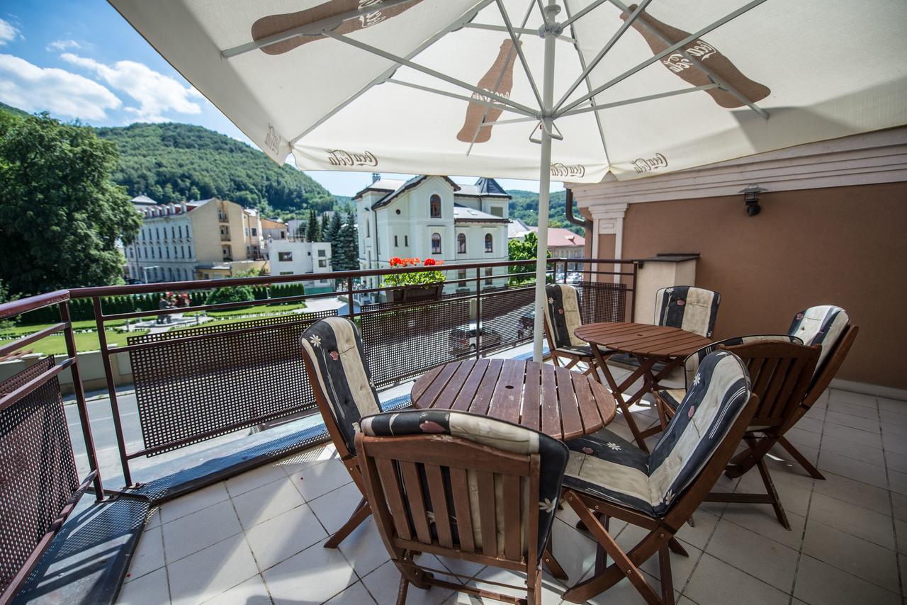 Garni Hotel Praha Trenčianske Teplice Dış mekan fotoğraf