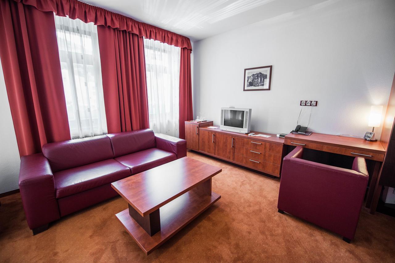 Garni Hotel Praha Trenčianske Teplice Dış mekan fotoğraf